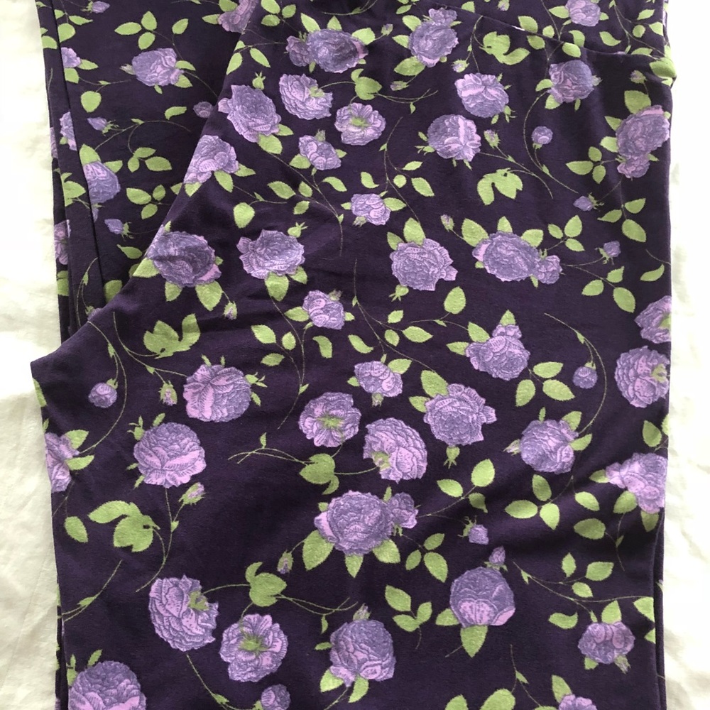 Brand new with tags TC LLR leggings.